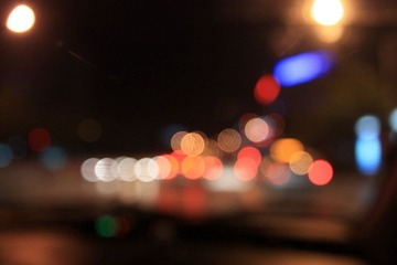 夜.昆明。在路上