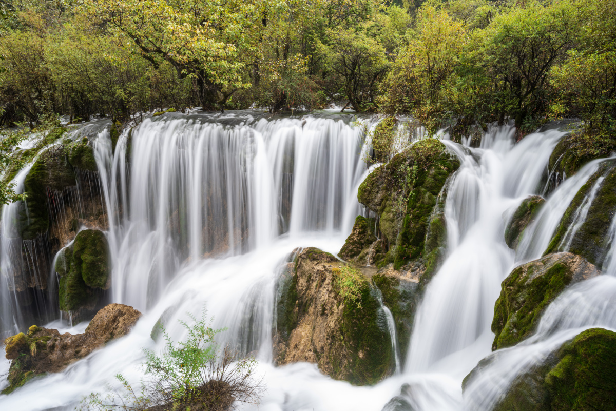 九寨沟树正瀑布