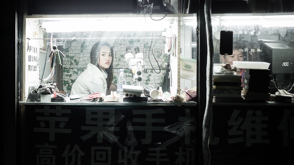 半夜的维修站