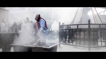 香火缭绕
