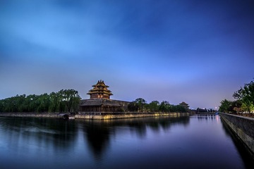角楼熄灯后