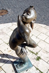 189470412157223201