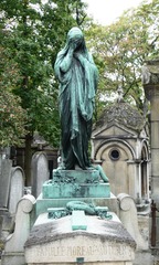 189515818551476459
