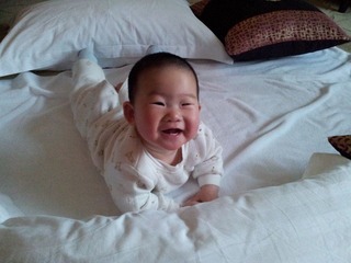 111217第257天，笑得好开啊.jpg