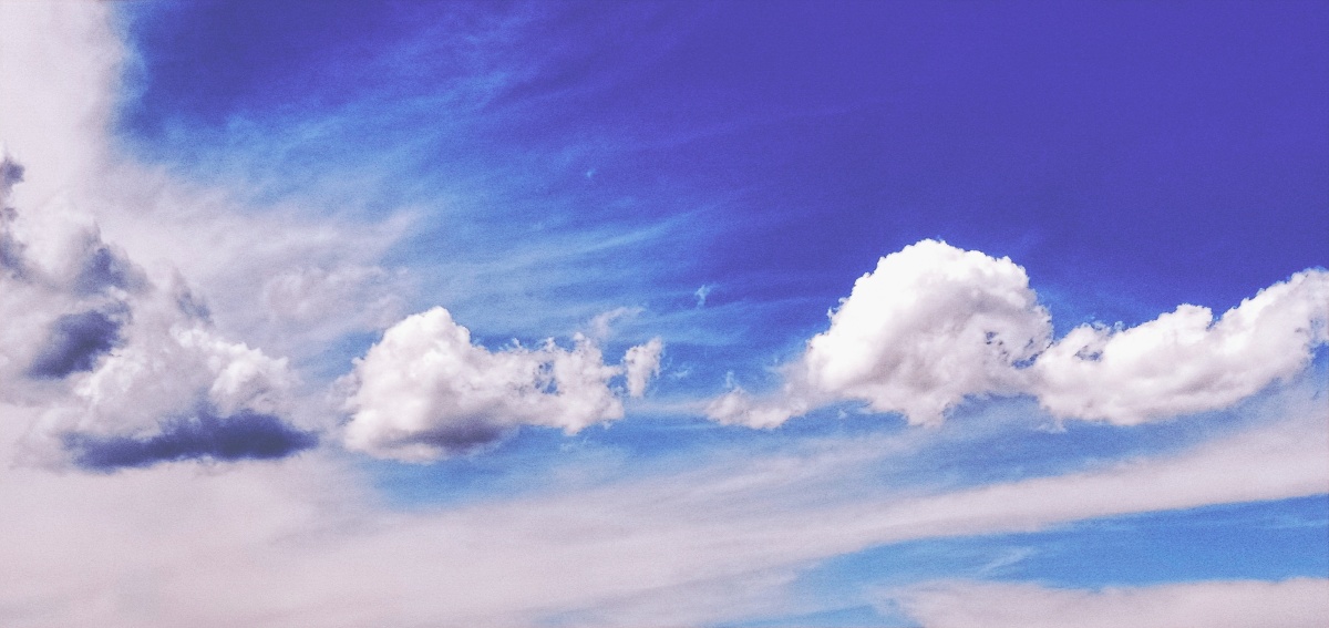 粉蓝天空遇见画中世界