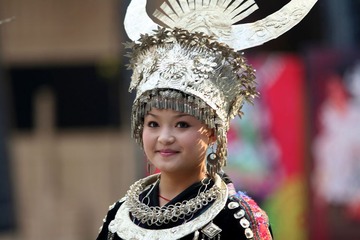 美丽的苗家少女