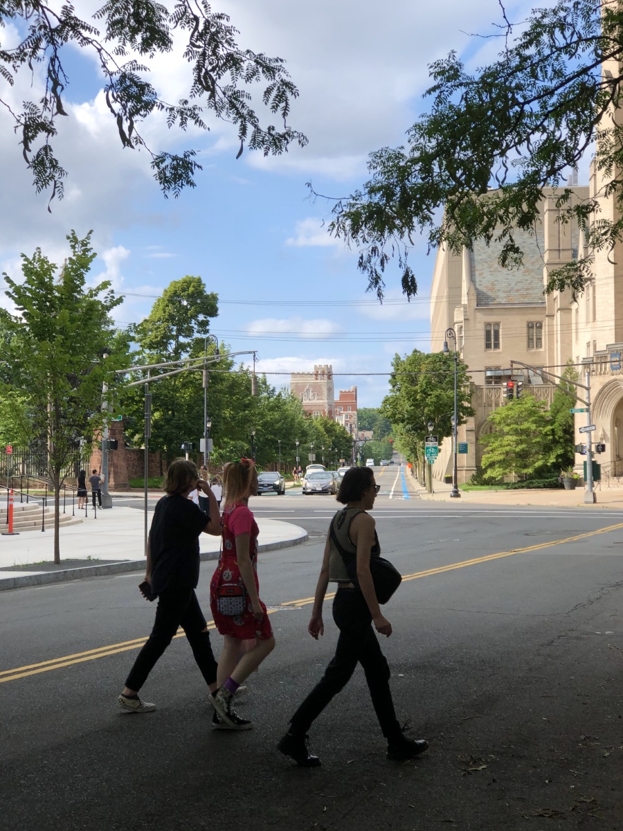 今天拍街景儿人呀车呀你到哪里去