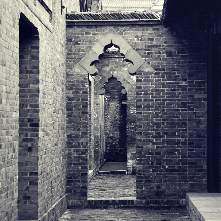 三重门<br />
不大寻常的江南建筑