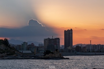 355428
