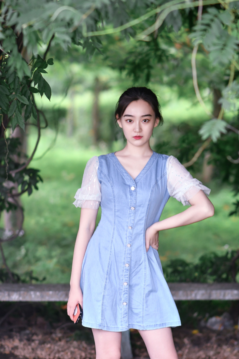 清凉夏日女孩人像写真