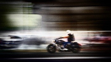 风驰电掣