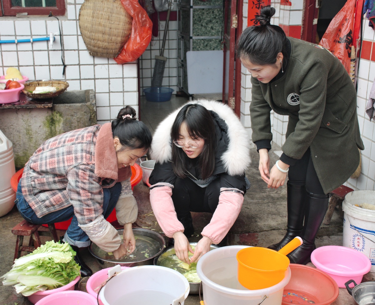 春节家庭生活照