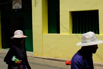 边城微光
