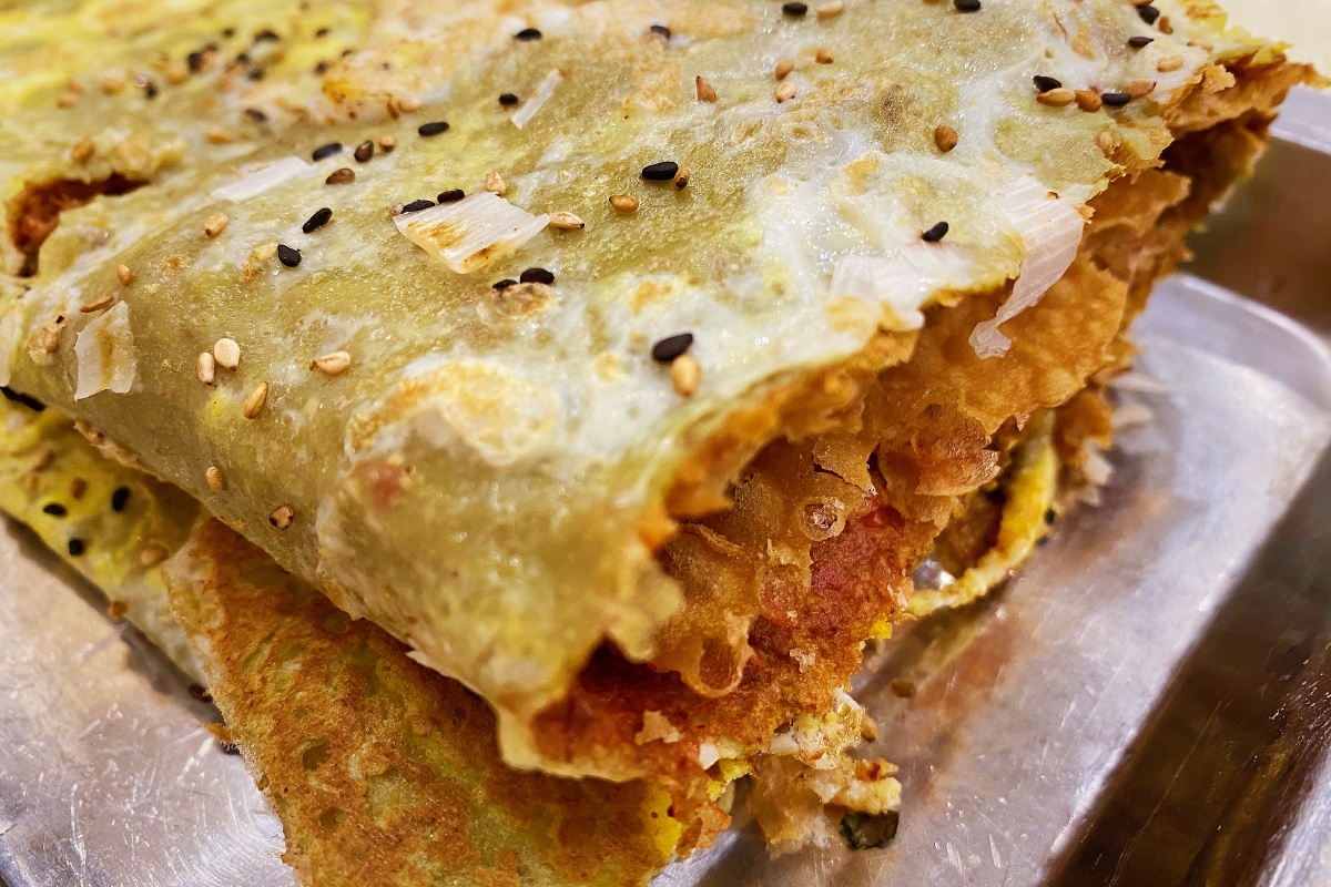 天津美食煎饼嘎巴菜