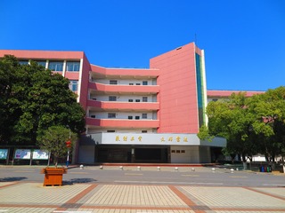 2168915