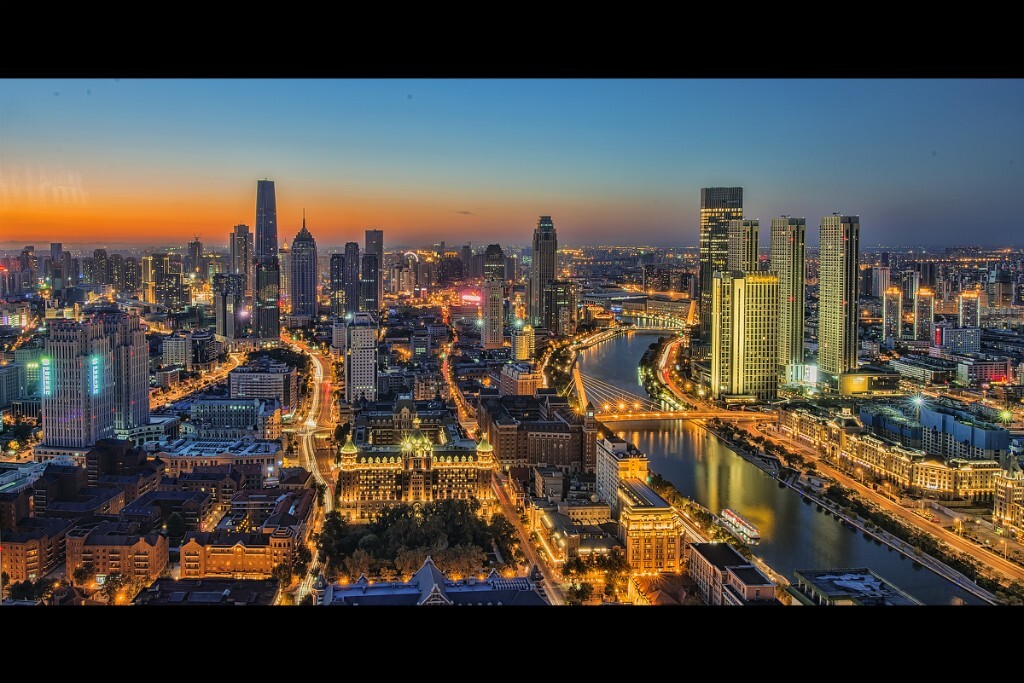 璀璨的解放北路，可惜大玉米没有亮