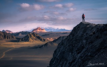 黑山之巅