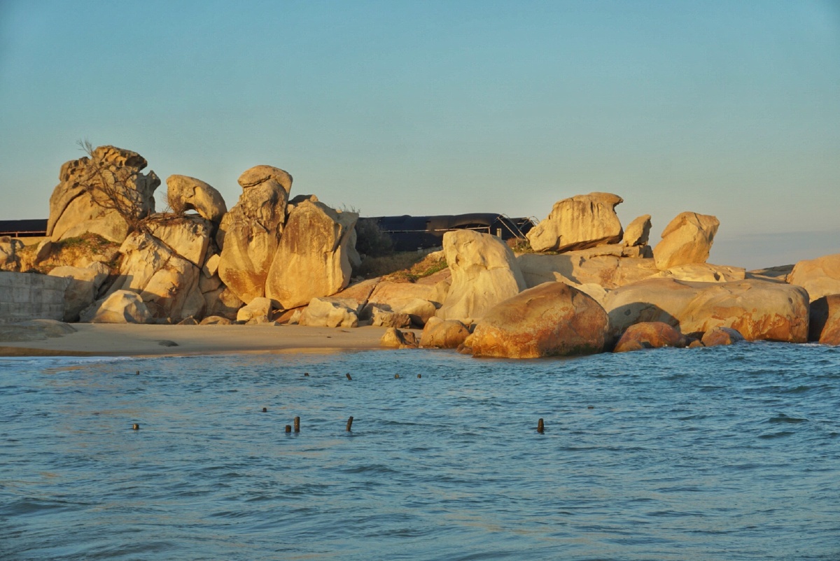 前詹镇赤沃村海边2018106