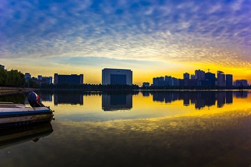 水上城市之《市府朝阳》  拍摄地：开元湖