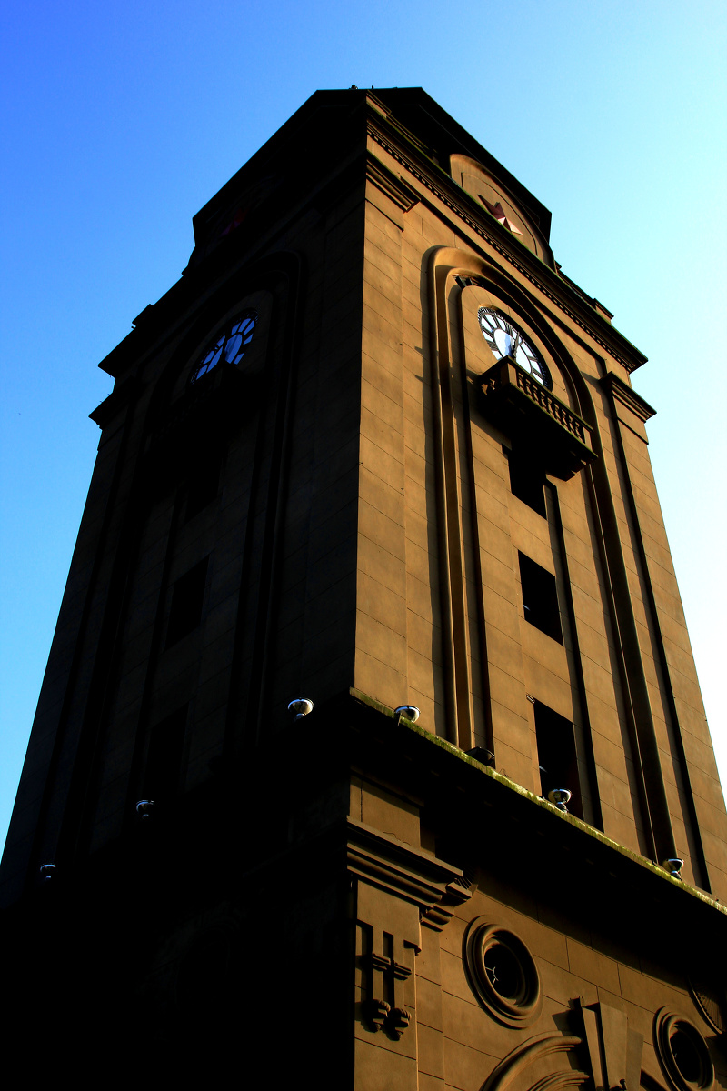 夕阳下的万州钟鼓楼