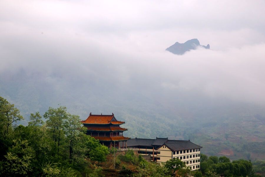 河北邯郸古武当山--云海