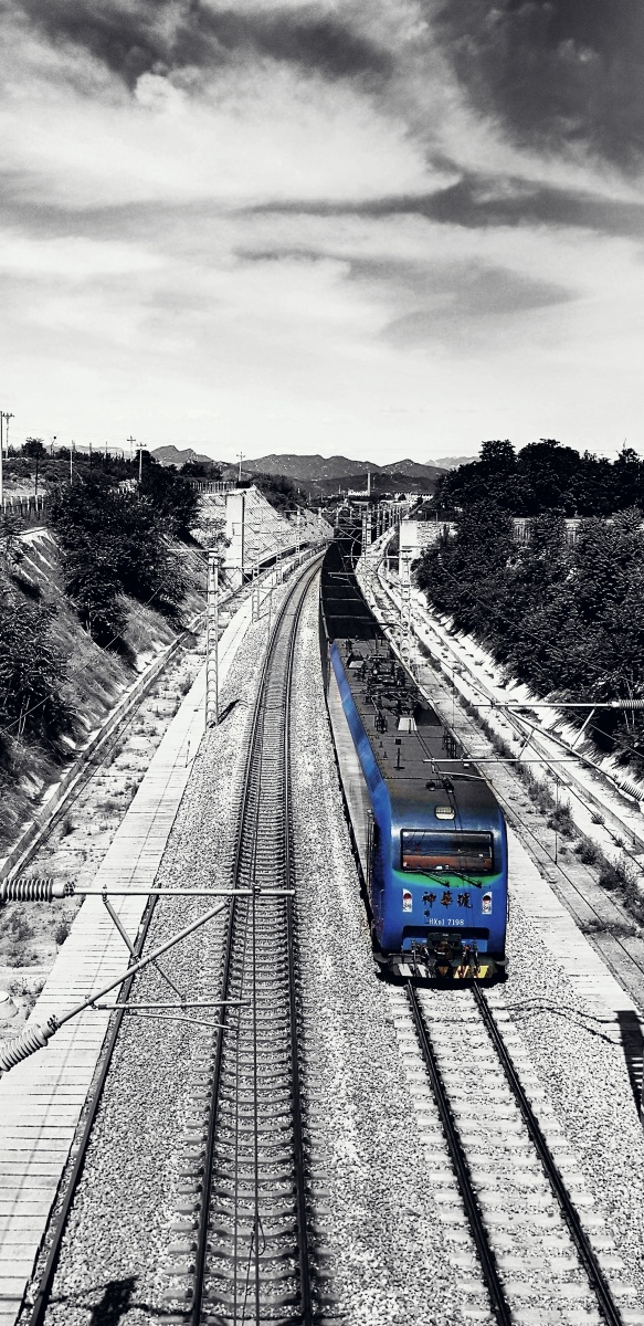 火车轰隆运煤忙 - 时光易逝713 - 图虫