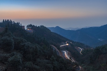 家乡的旅游公路
