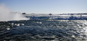 20110203-HCH_5102_01_01