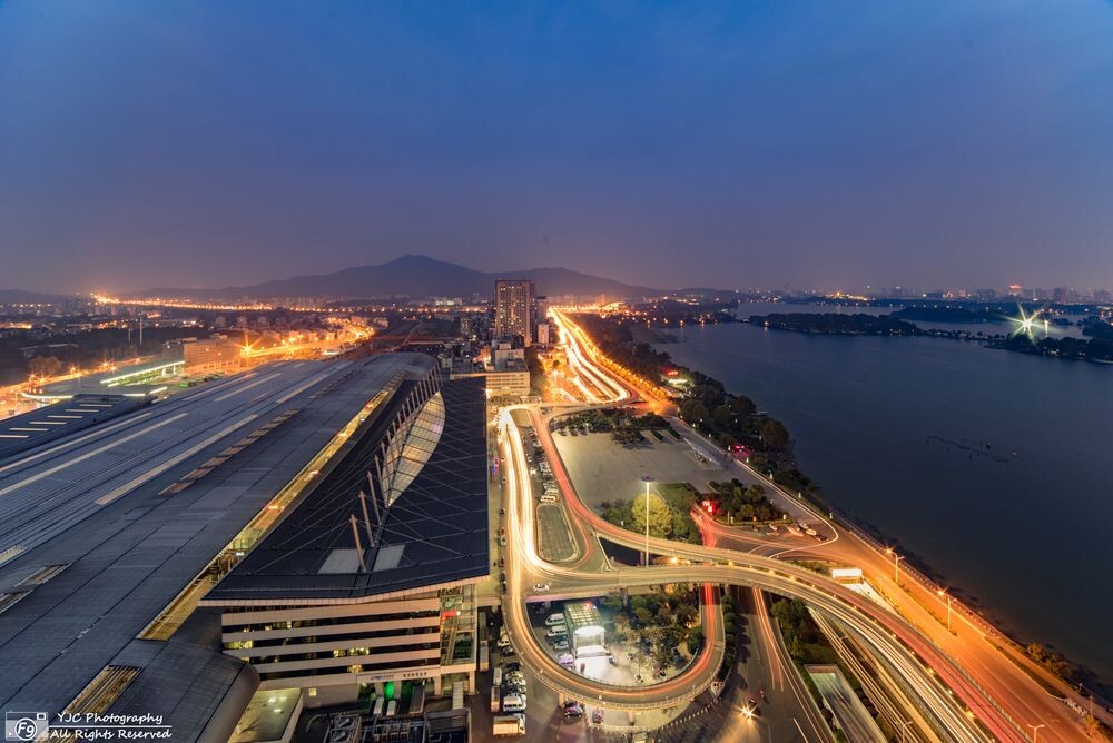 南京站的夜晚