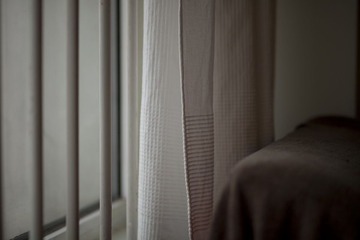 窗边