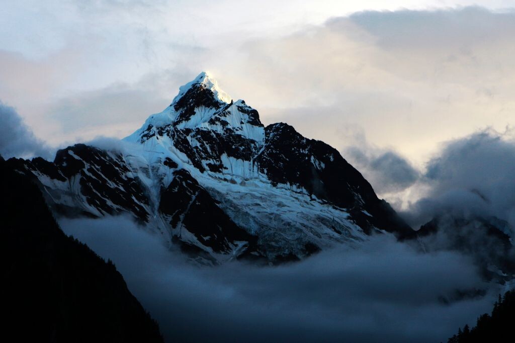 梅里雪山