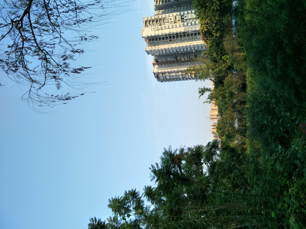 空气好了,天也蓝了