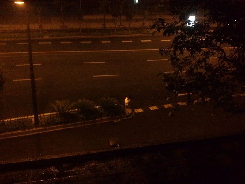无<br />
等待者