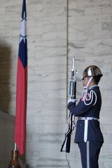 _S061017.jpg