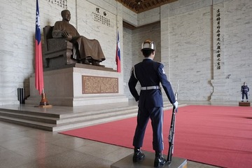 _S131035.jpg