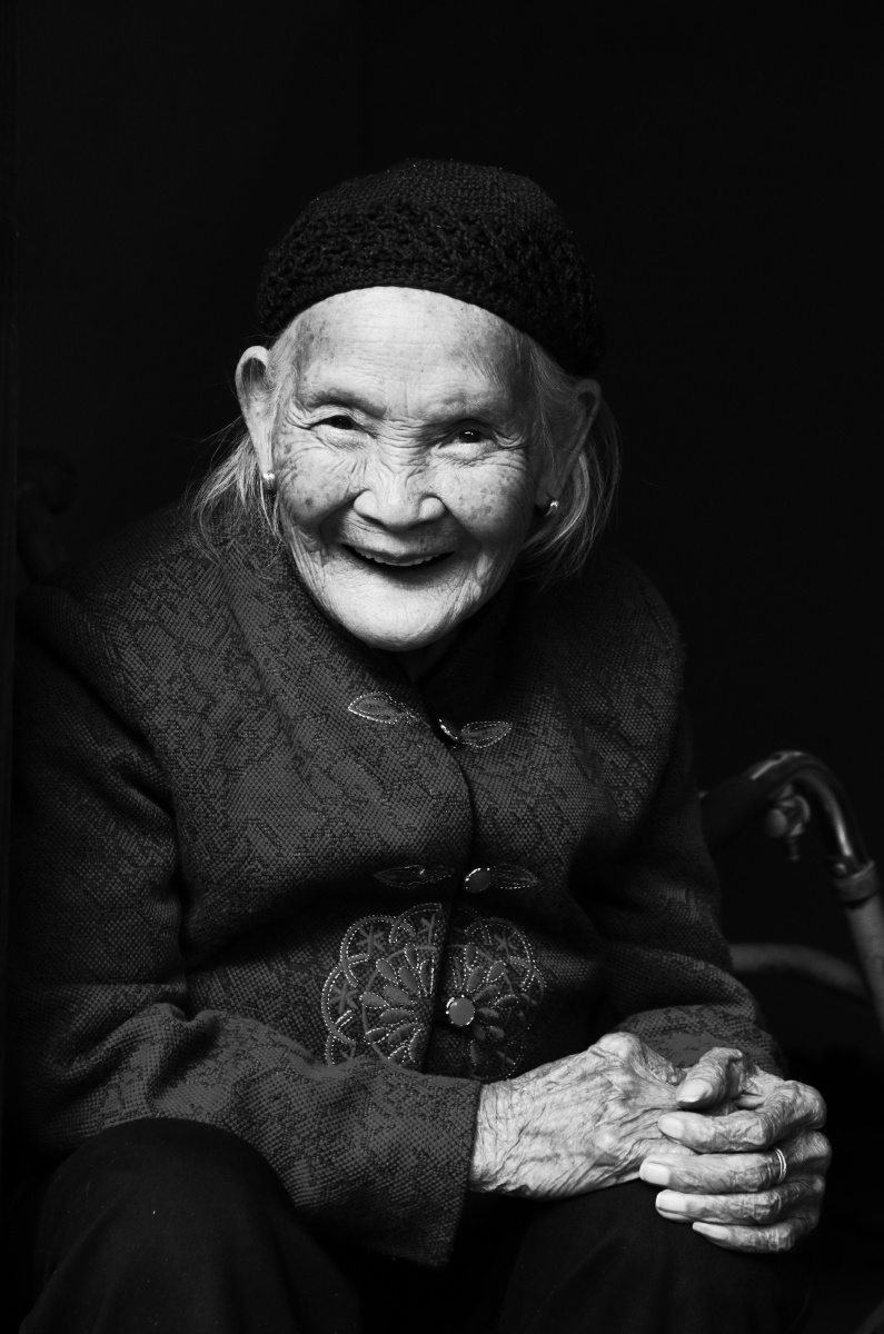 长寿老人的笑容