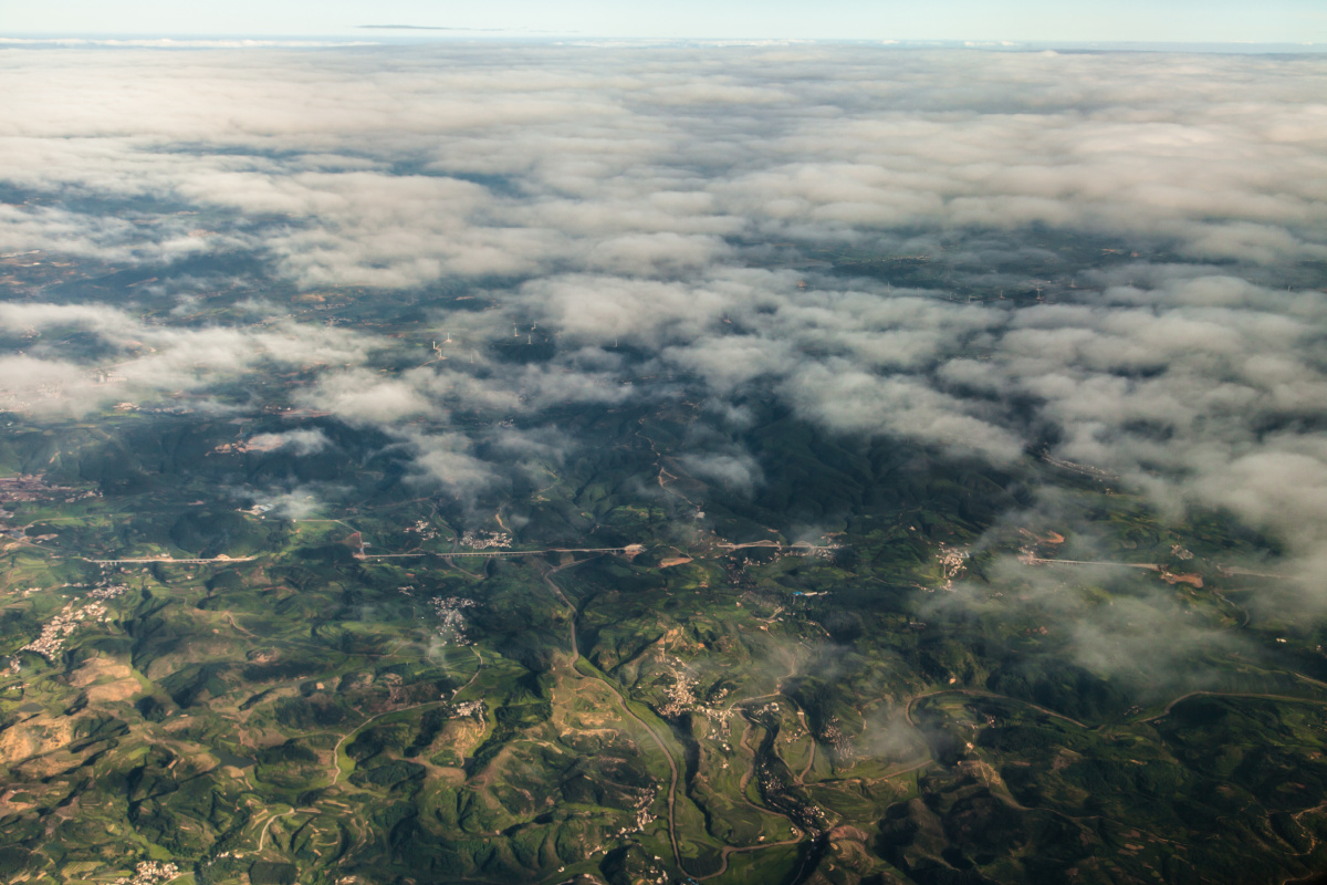 高空俯瞰云贵高原