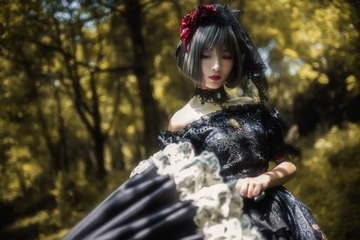 001