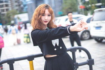 001