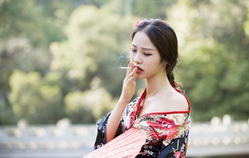 1706299