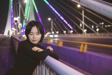 001