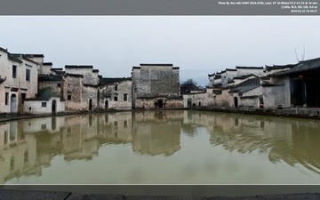 细雨宏村