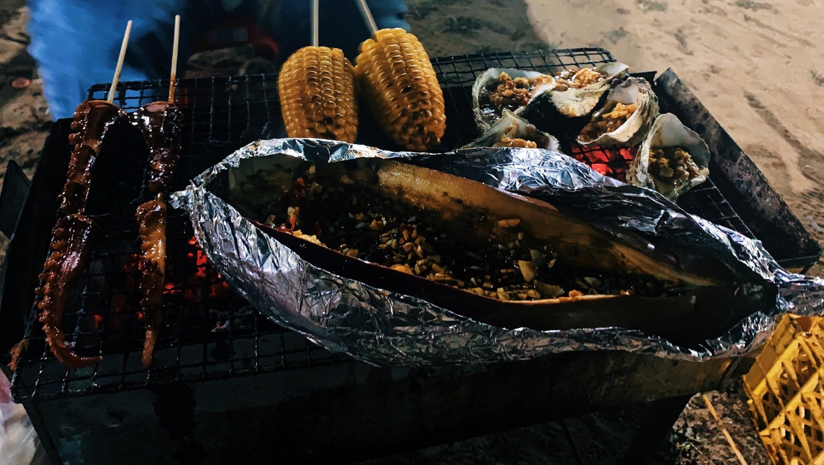 冬天将至烧烤暖心