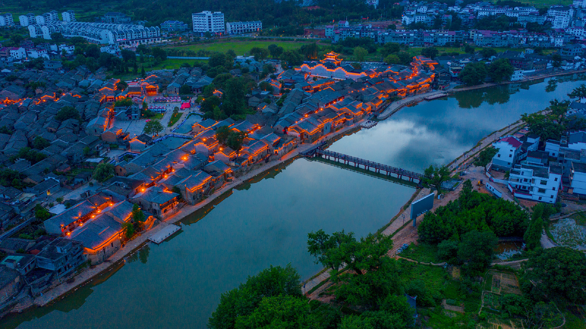 江西吉安渼陂古村古韵盎然如诗如画