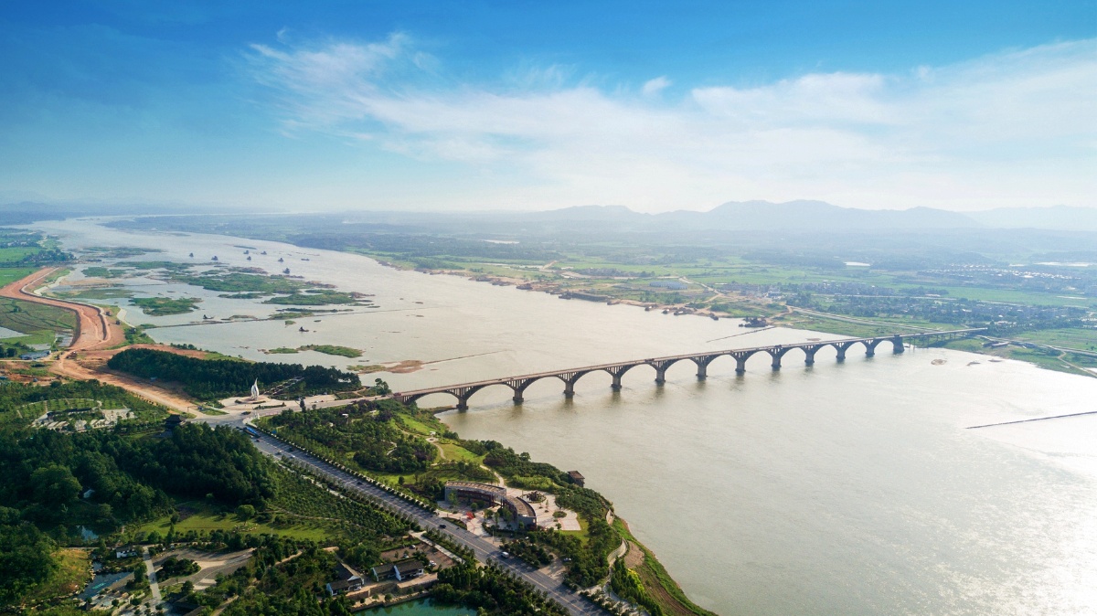 新干县为江西省吉安市下辖的一个县.