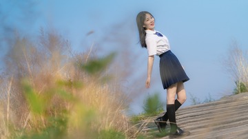 001
