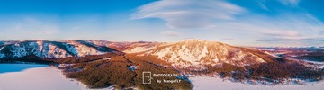 日照金山