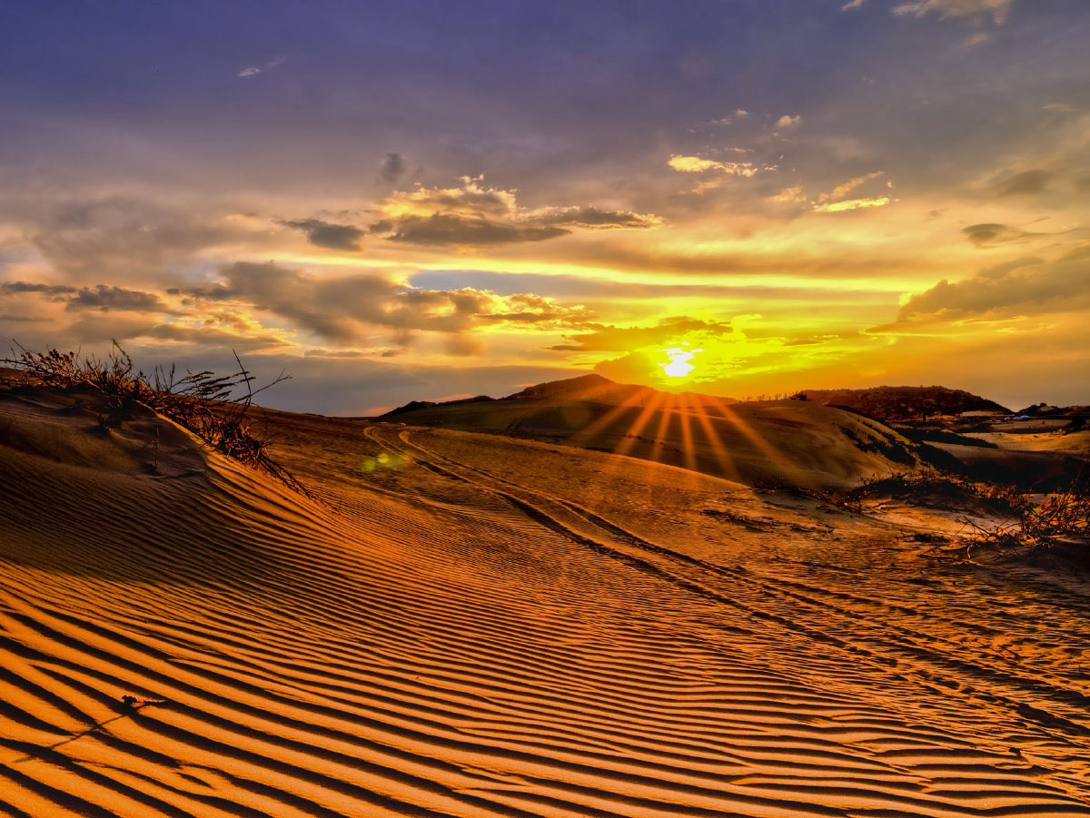 === 沙海映夕阳 ===