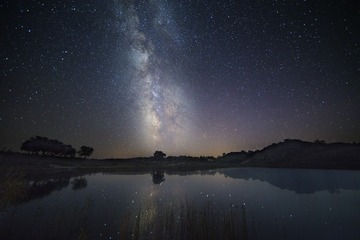 Girl lake1
