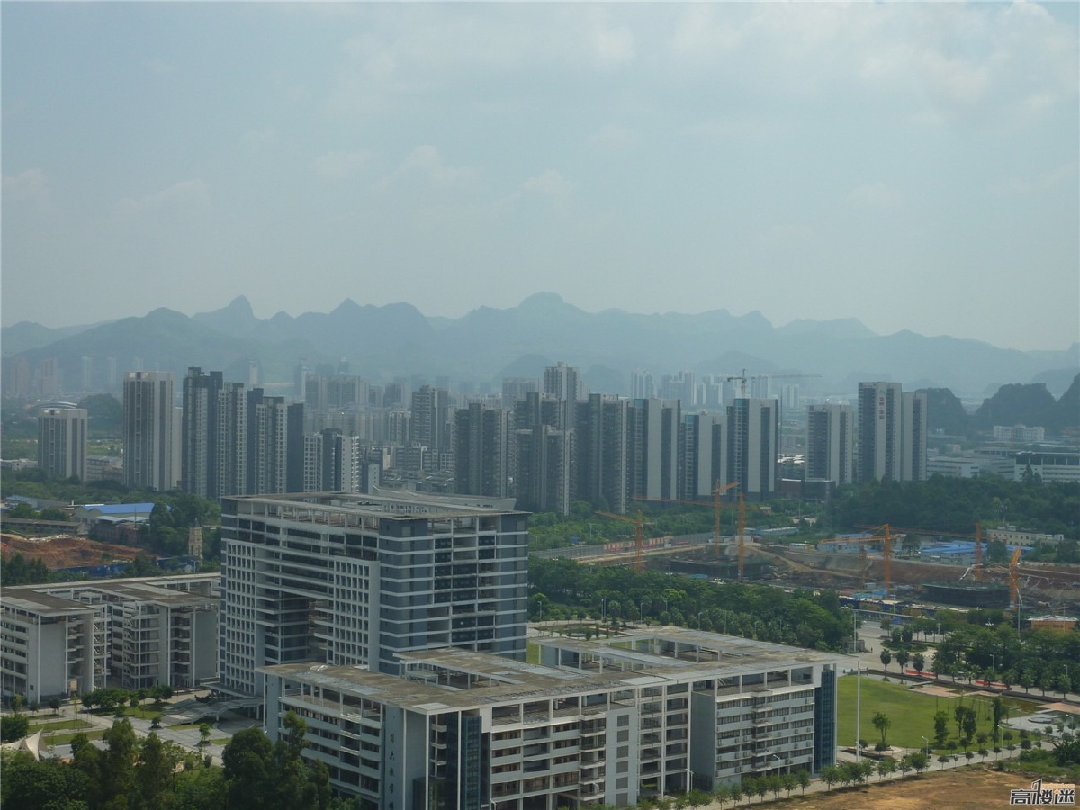 随拍柳州-凯旋门、万达等楼顶角度 - 柳州 - 小号